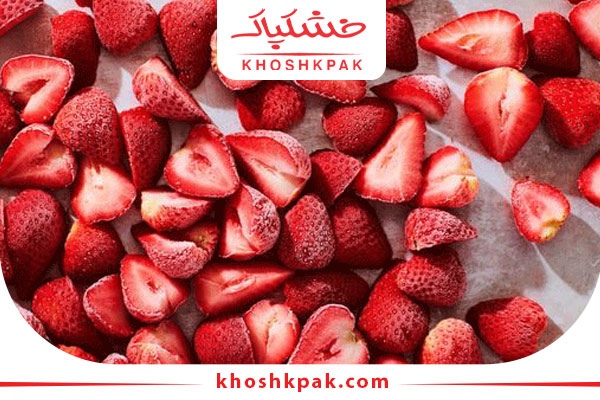 توت فرنگی خشک